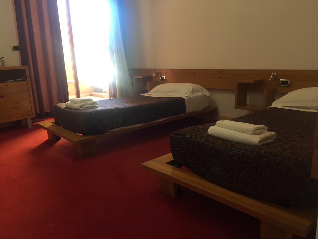 Hotel Bermon Tiran Dış mekan fotoğraf