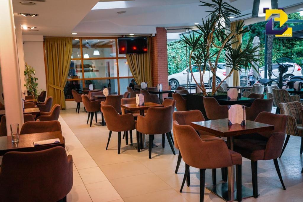 Hotel Bermon Tiran Dış mekan fotoğraf