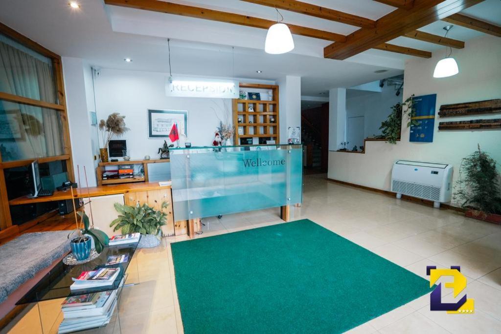 Hotel Bermon Tiran Dış mekan fotoğraf
