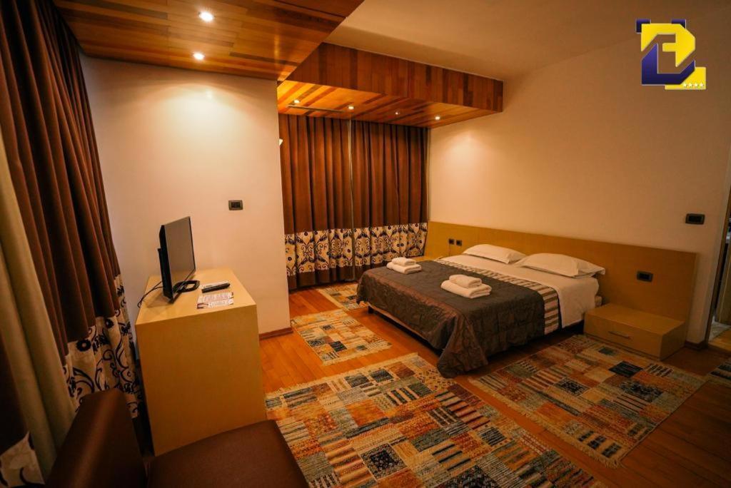 Hotel Bermon Tiran Dış mekan fotoğraf
